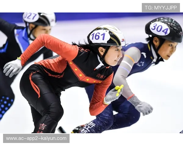 国际短道速滑巡回赛加强青少年选材与保护机制，短道速滑青少年比赛视频